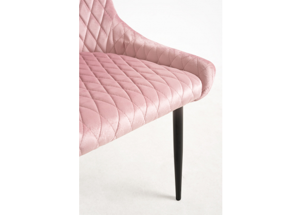 Sanda Velvet Chair