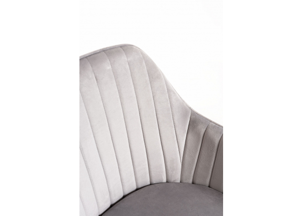 Chaise Chic