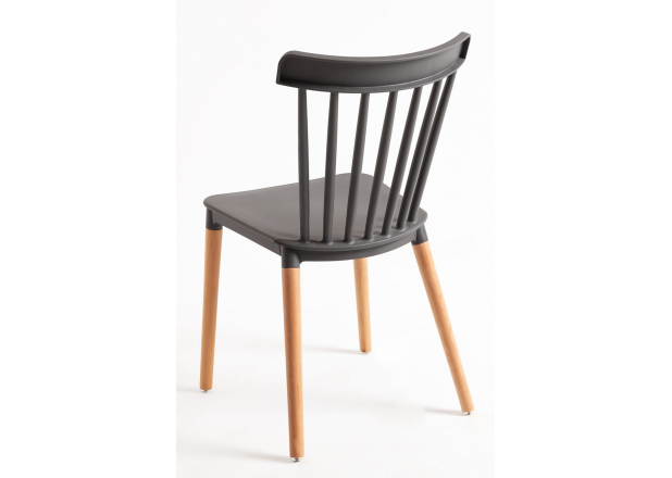 Leka Chair