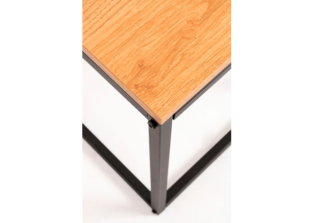 Kari Small Table