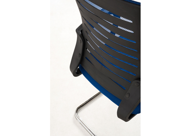 Confidente Binet Chair