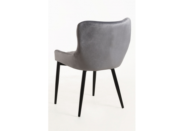 Sanda Velvet Chair