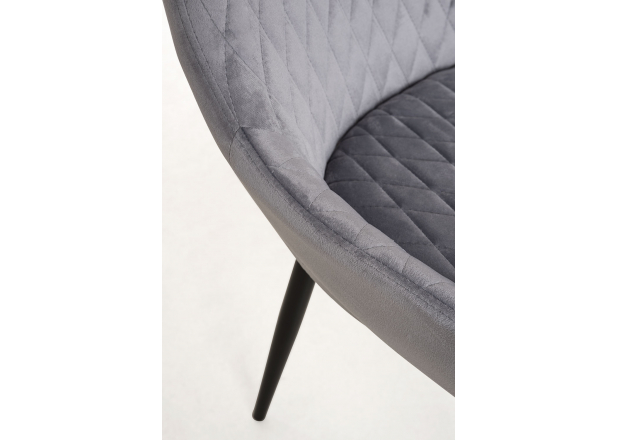 Sanda Velvet Chair