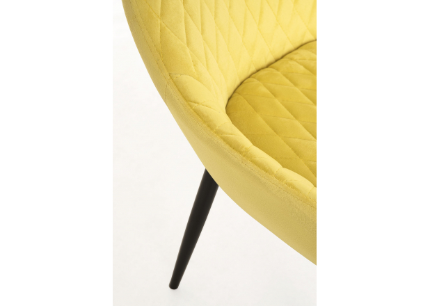 Sanda Velvet Chair